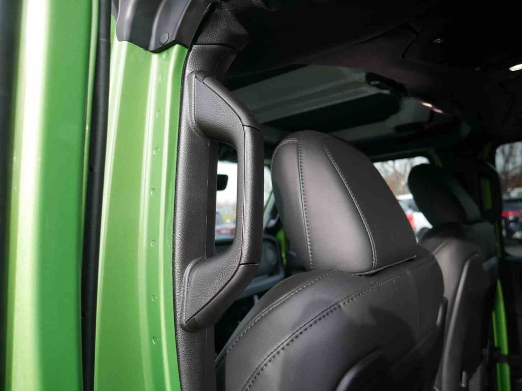 New 2026 Mojito Clearcoat Jeep Rubicon image 17