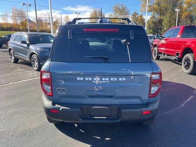 New 2025 Azure Gray Metallic Tri-Coat Ford Outer Banks image 6