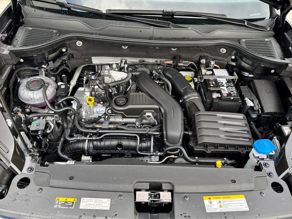 New 2026 Deep Black Pearl Volkswagen 1.5T SE Black image 26