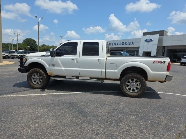 Used 2013 White Ford Lariat image 6