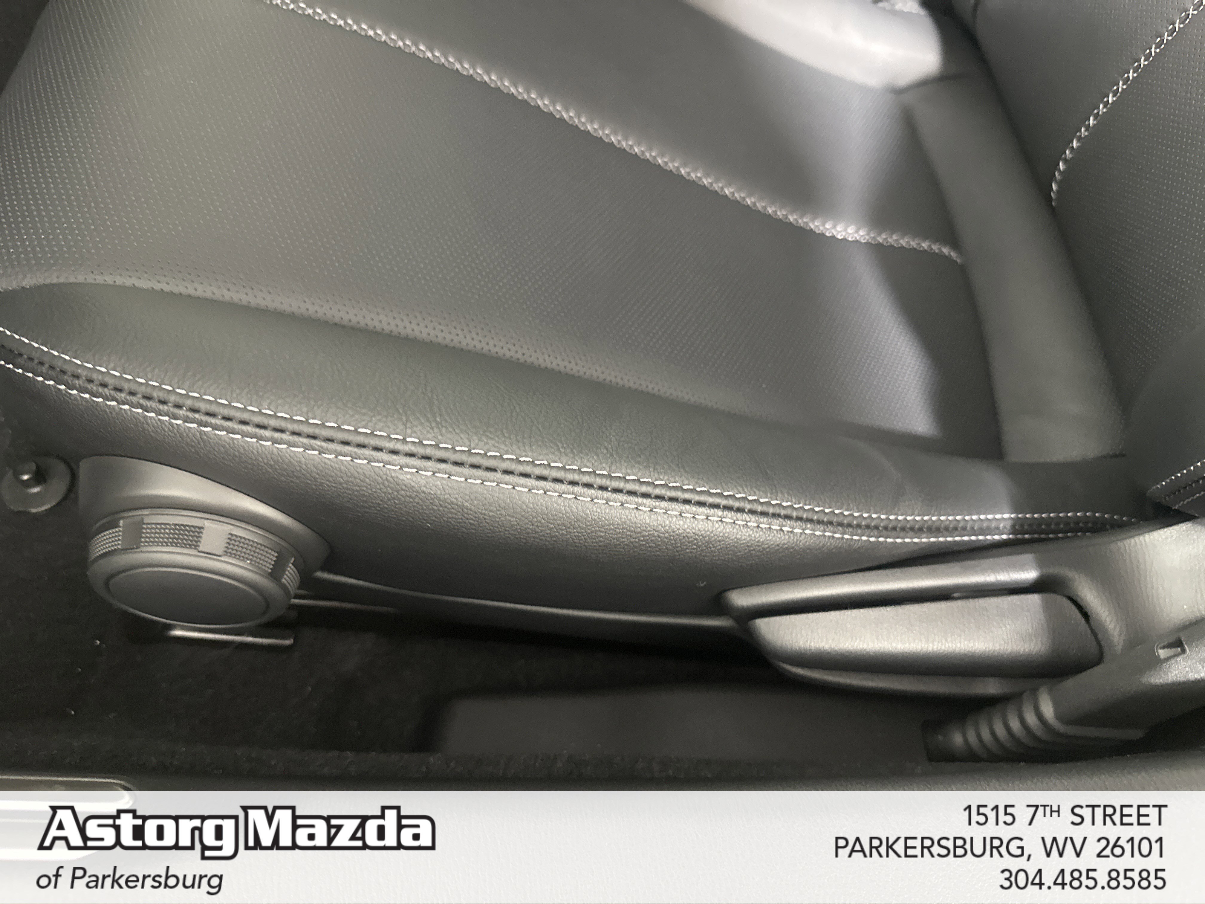 2025 Mazda MX-5 Miata RF Grand Touring - Photo 10