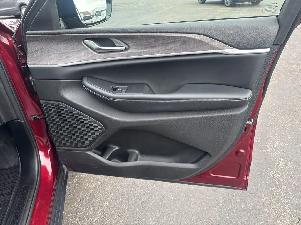Used 2023 Red Jeep Limited image 36