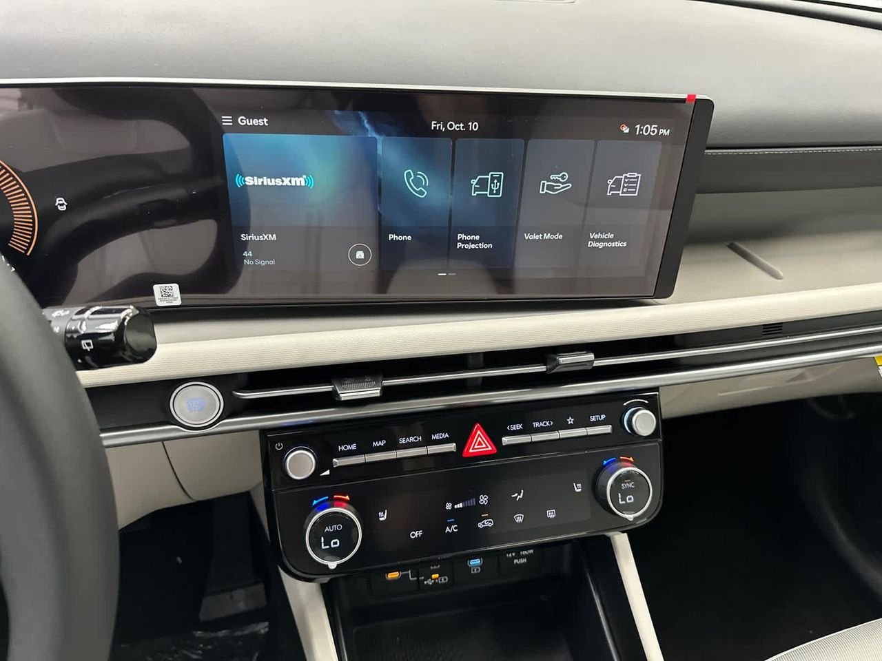 New 2026 Shimmering Silver Hyundai SEL FWD image 23