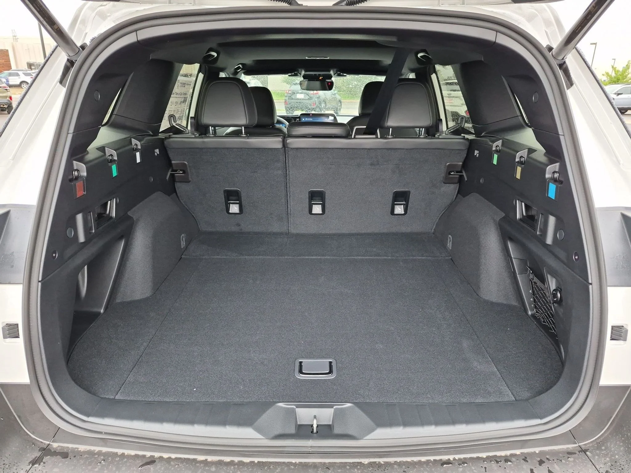 New 2026 CRYSTAL WHITE PEARL Subaru Premium image 6