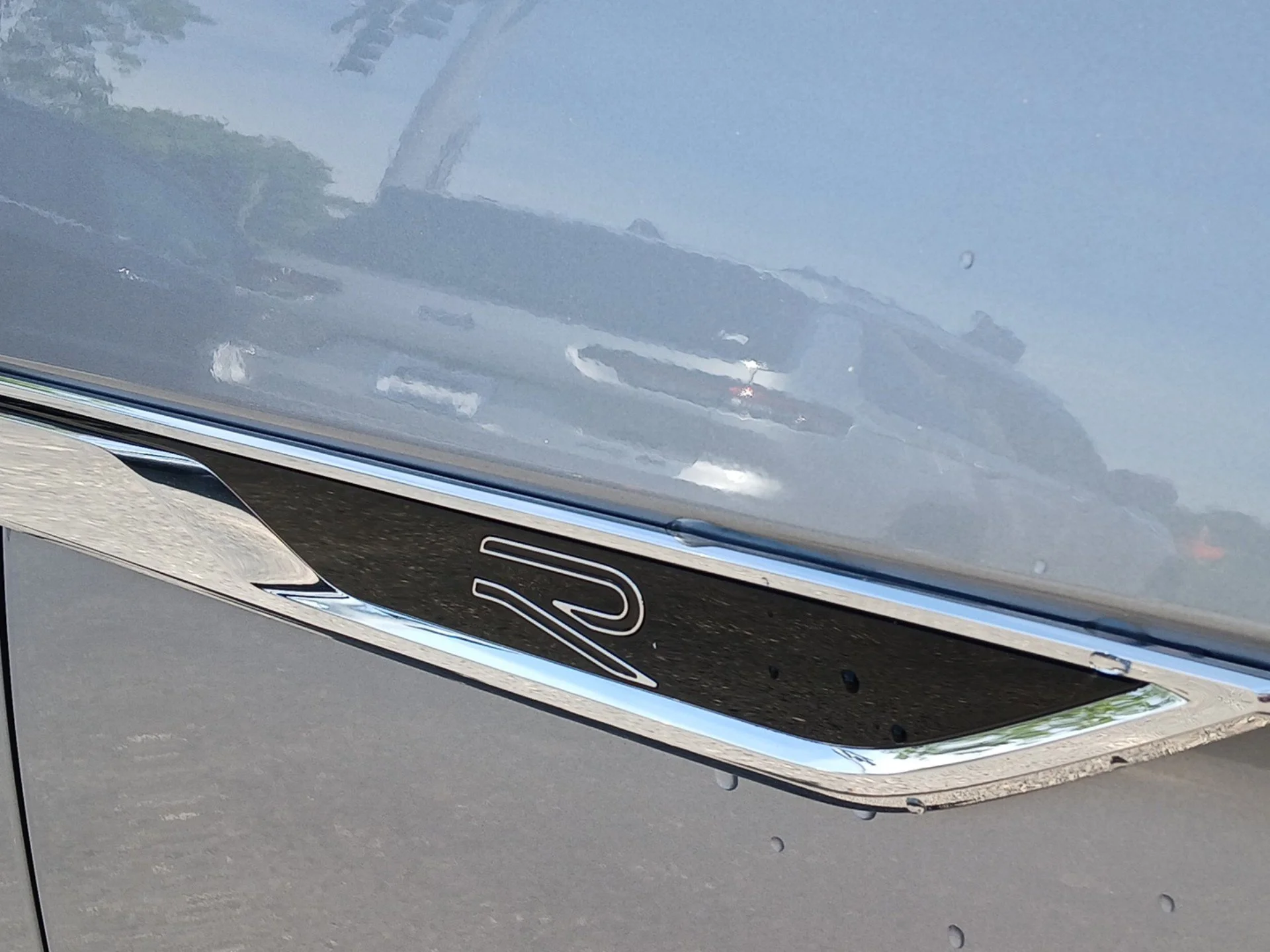 New 2026 Silver Mist Metallic Volkswagen 2.0T SEL Premium R-Line image 29