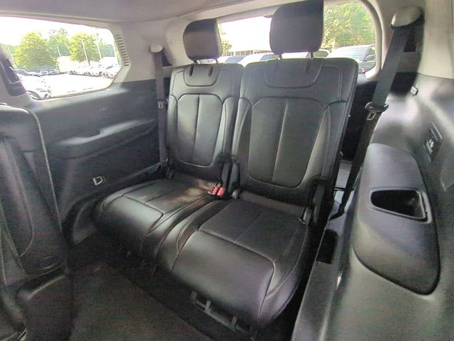 Used 2023 Black Jeep Limited image 32