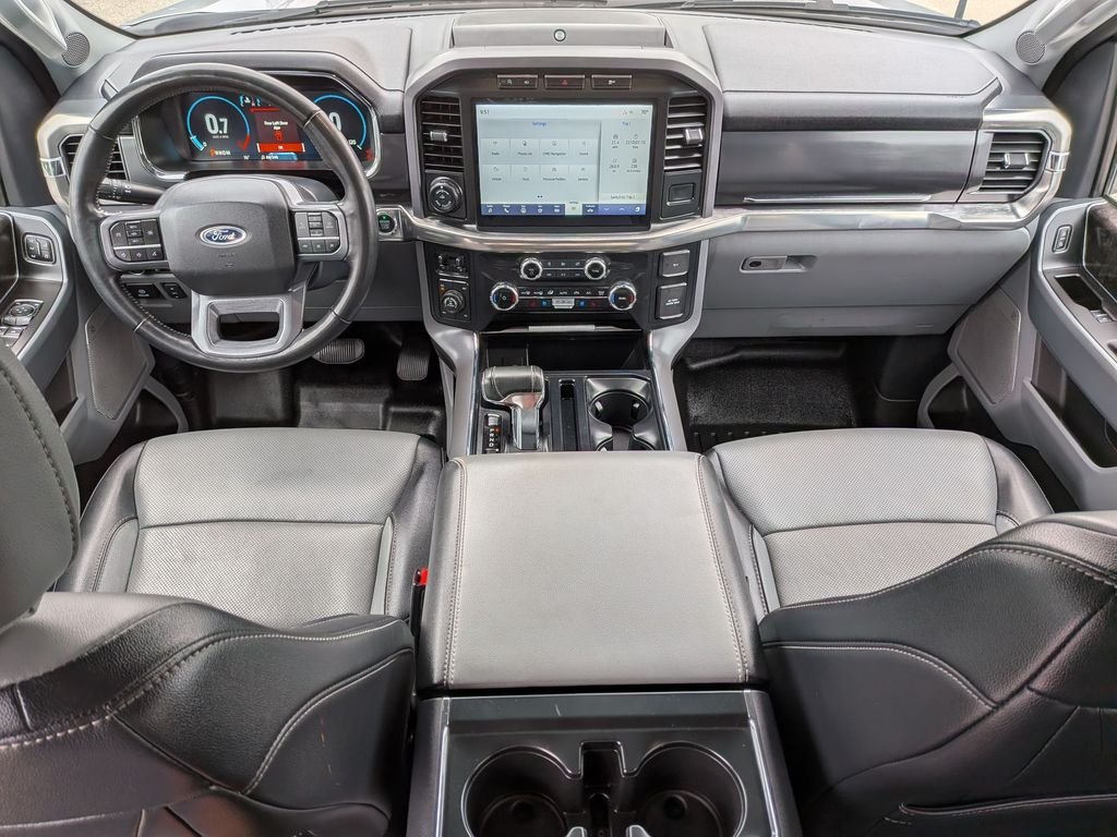 Used 2023 Silver Ford Lariat image 5