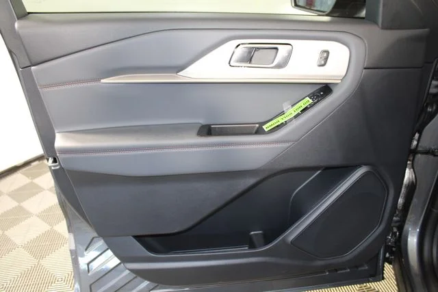 New 2026 Carbonized Gray Metallic Ford Active image 16
