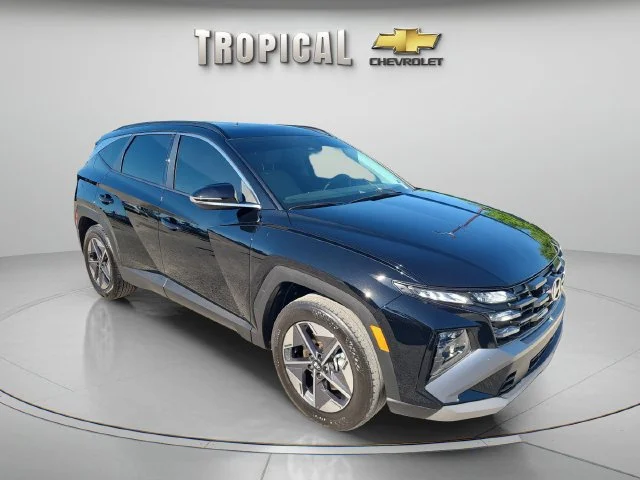 Used 2026 Black Hyundai SEL Premium image 7