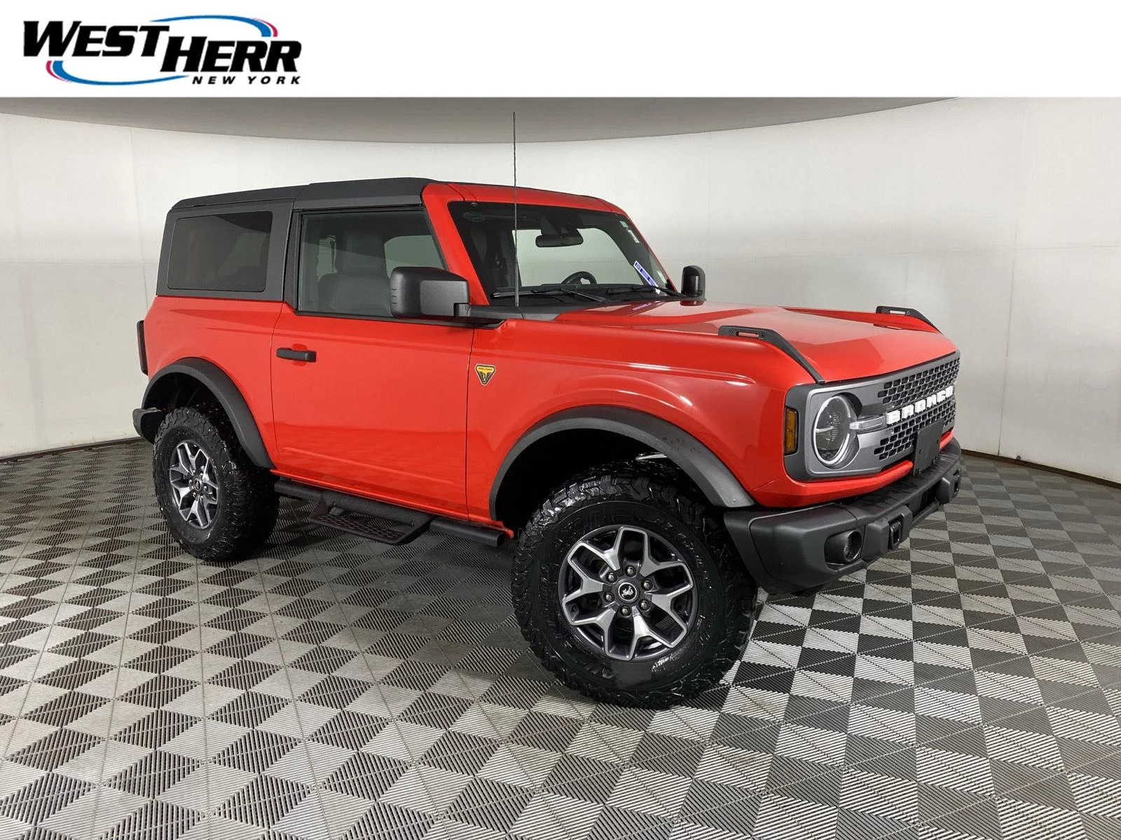 Used 2023 Race Red Ford Badlands Advanced image 1