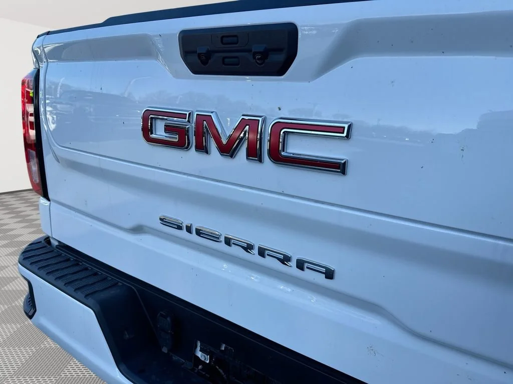 New 2026 Summit White GMC Elevation image 26