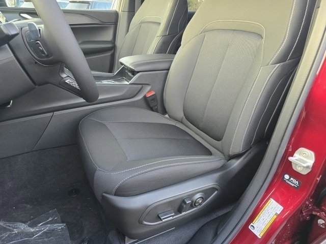 New 2026 Velvet Red Pearl-Coat Exterior Paint Jeep Laredo image 6