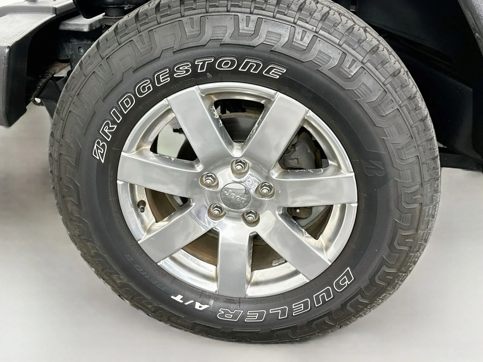Used 2018 Black Clearcoat Jeep Sport image 26