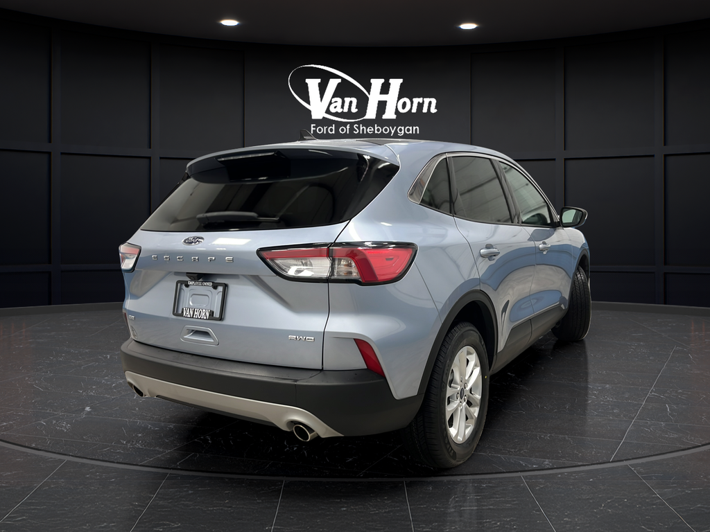 Used 2022 Iced Blue Silver Metallic Ford SE image 7