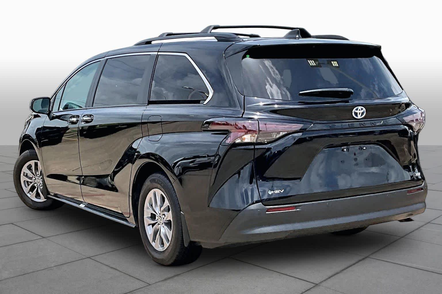 Used 2025 Midnight Black Metallic Toyota XLE image 12