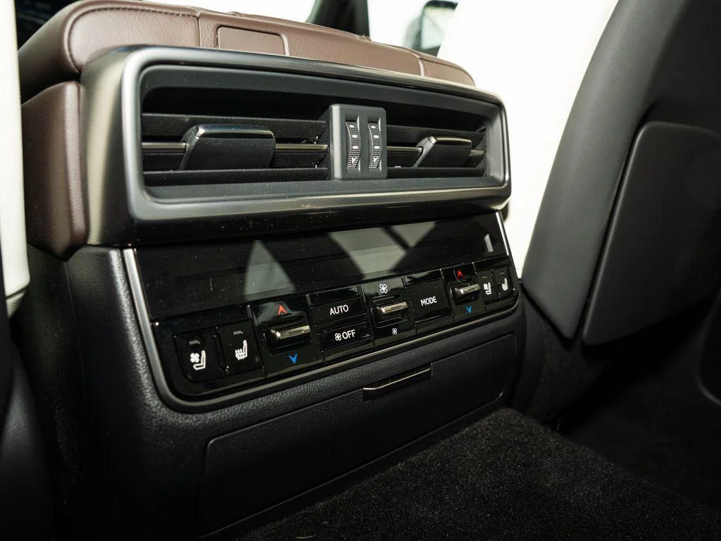 Used 2025 Eminent White Pearl Lexus LX 700h Luxury image 48
