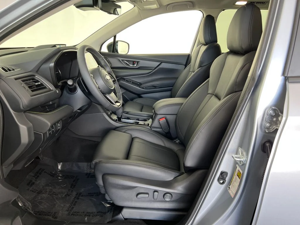 New 2026 ICE SILVER METALLIC Subaru Onyx Edition Touring 7-Passenger image 11