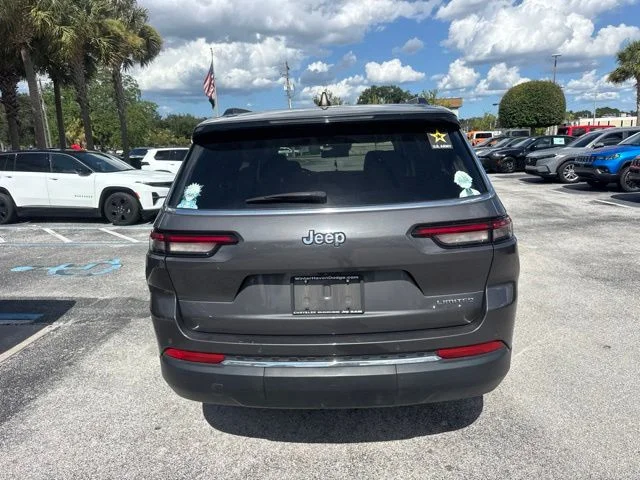 Used 2023 Gray Jeep Limited image 3