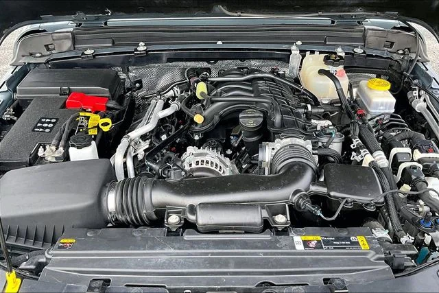 Used 2024 Anvil Clearcoat Jeep Sport image 29