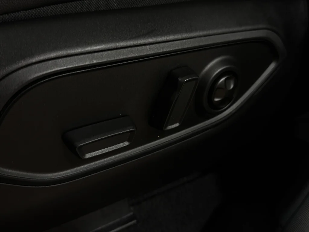 Used 2024 Bright White Clearcoat Jeep Altitude image 10