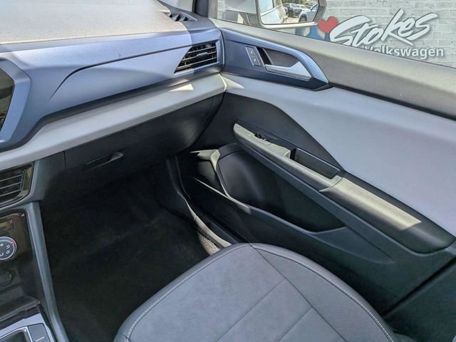 Used 2023 Silver Volkswagen 1.5T SE image 17