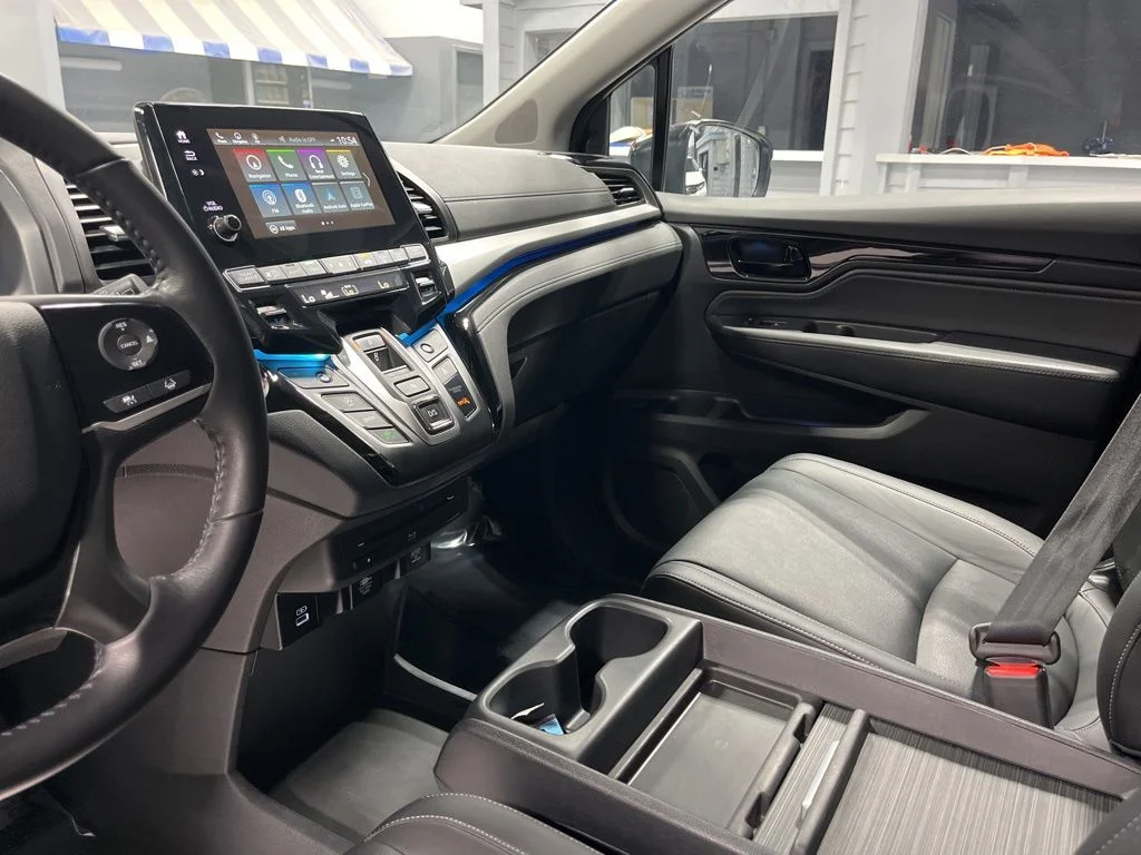 2023 Honda Odyssey Touring - Photo 14