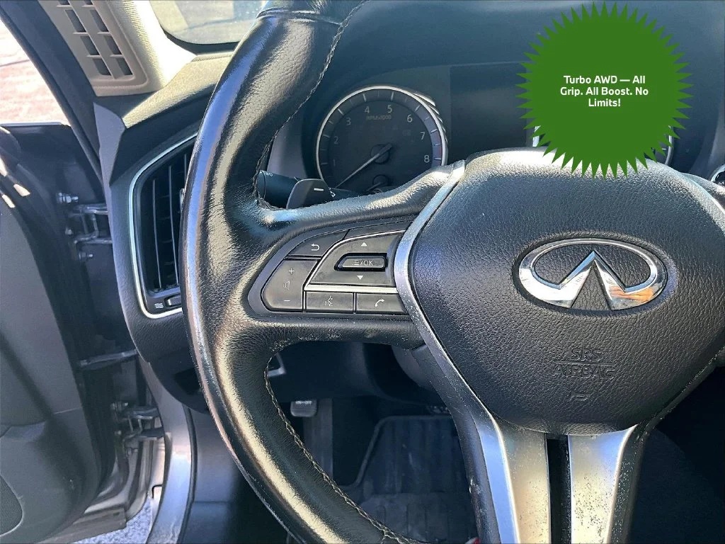 Used 2018 Gray INFINITI Sport image 16