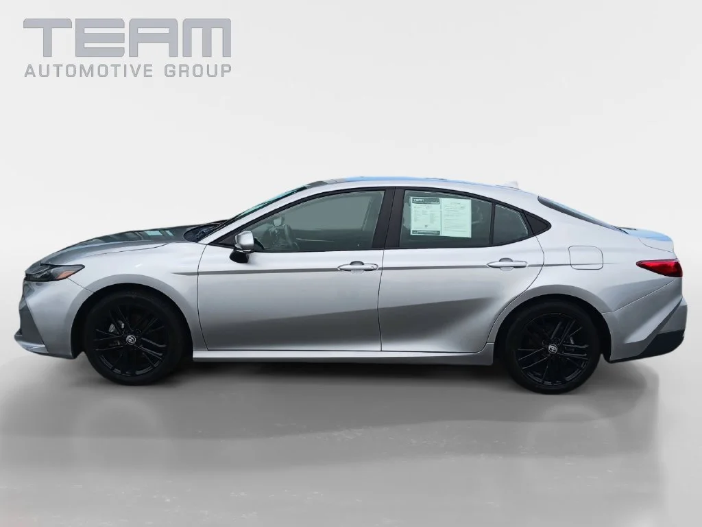 Used 2025 Silver Toyota LE image 4