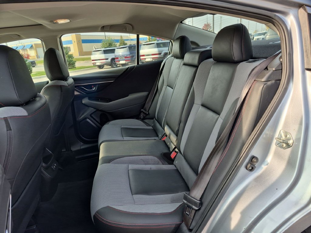 Used 2021 Silver Subaru 2.5i Sport image 25
