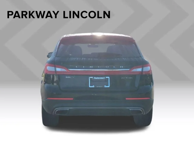 Used 2018 Black Lincoln Reserve image 4