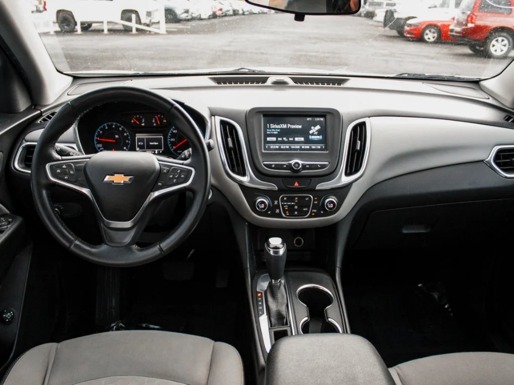 Used 2018 Iridescent Pearl Tricoat Chevrolet LT image 23