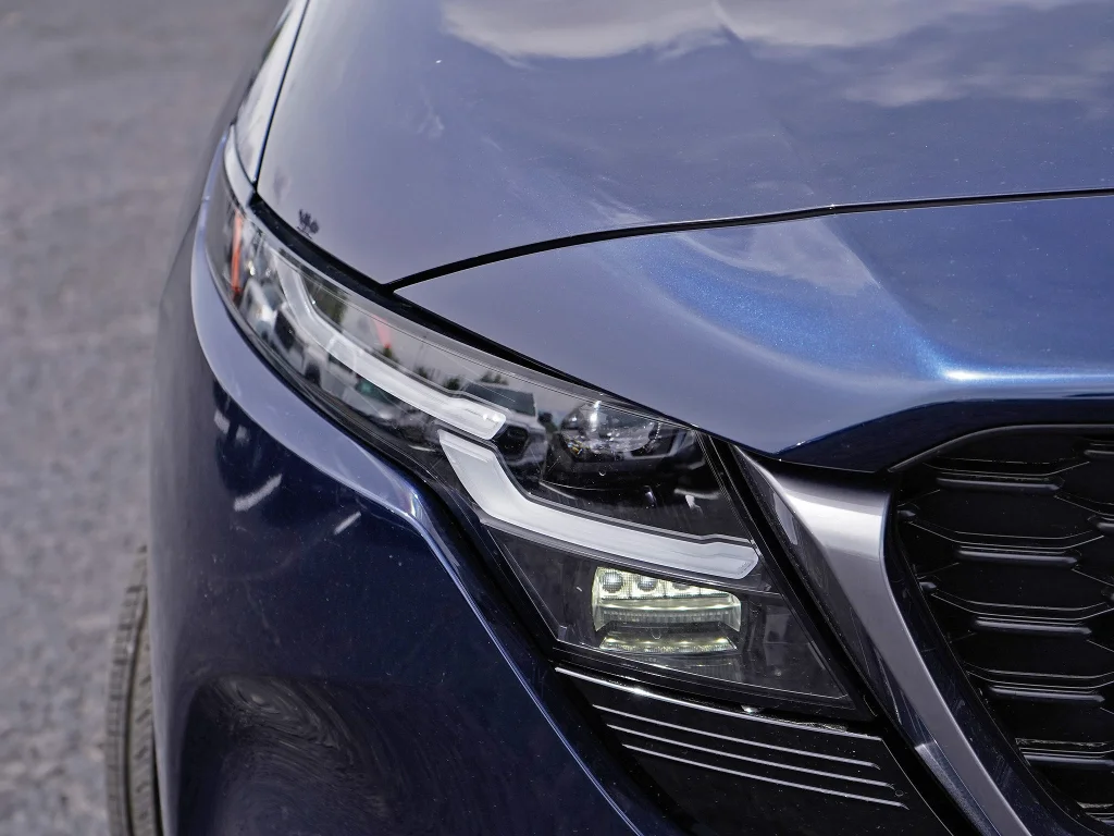 Used 2026 Navy Blue Mica Mazda Preferred image 2