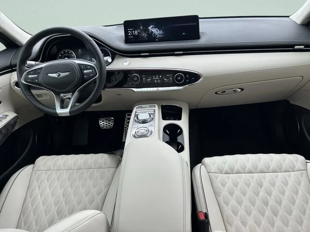 Used 2025 White Genesis 3.5T Sport image 18
