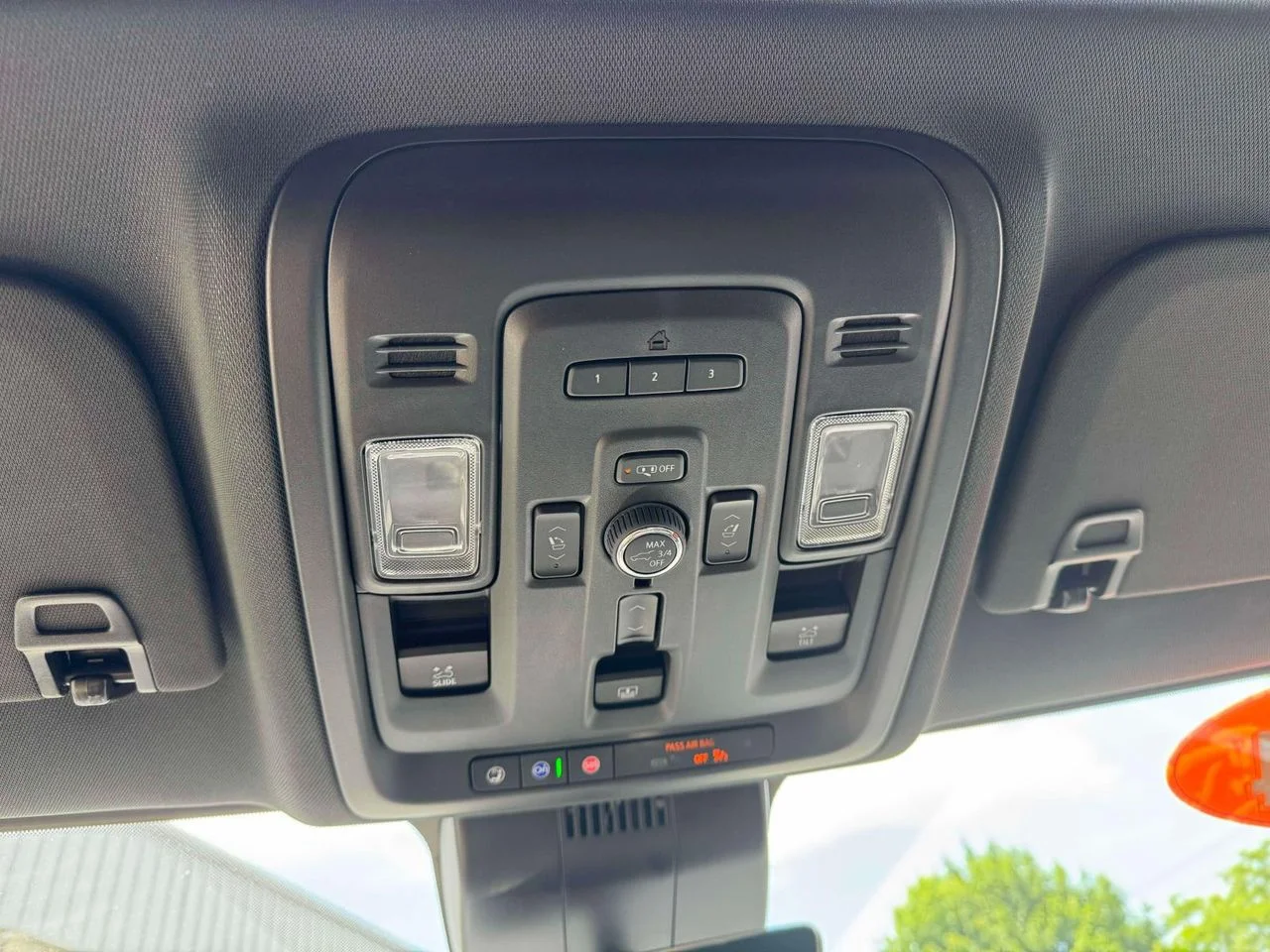 Used 2024 Black Chevrolet 4WD High Country image 33