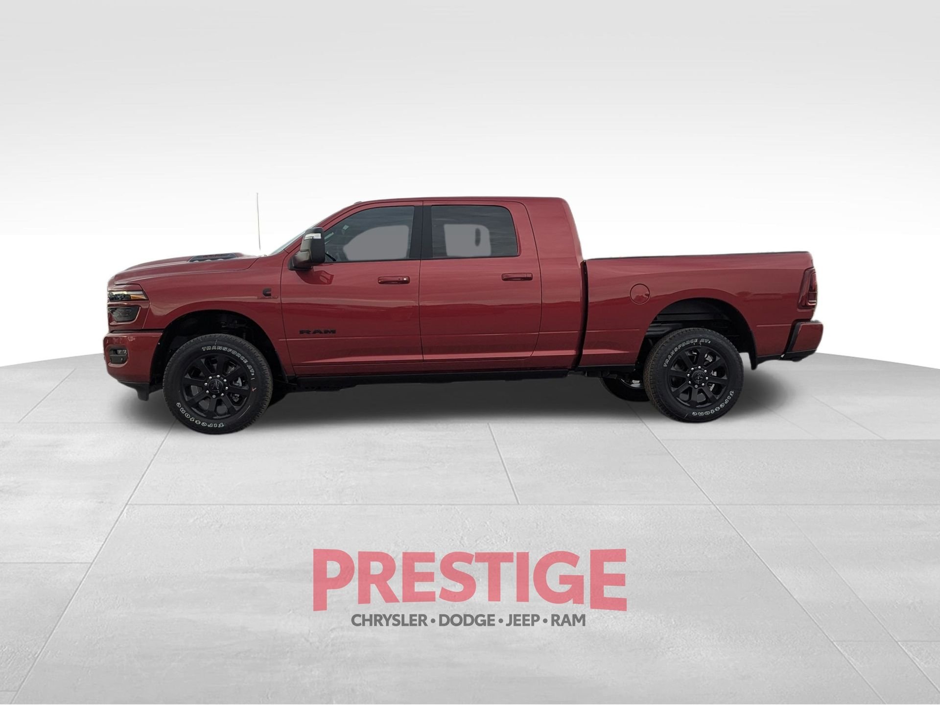 New 2026 Molten Red Pearl-Coat Exterior Paint RAM Laramie image 10