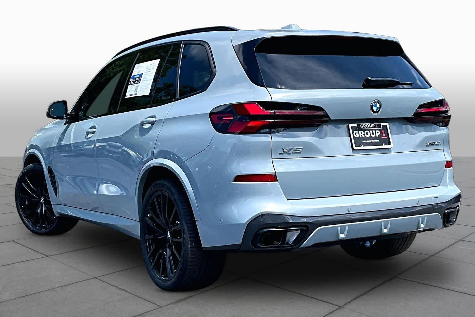Used 2025 Brooklyn Grey Metallic BMW xDrive40i image 12