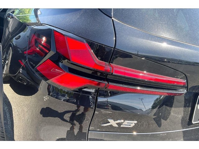 New 2026 Black Sapphire Metallic BMW xDrive40i image 14