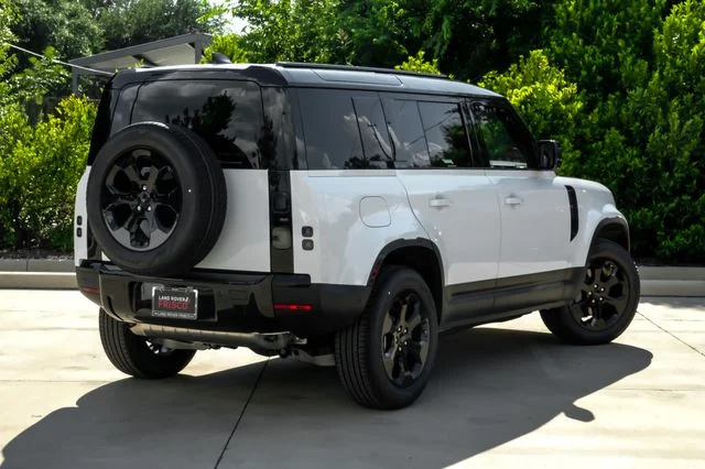 New 2026 White Land Rover S image 10