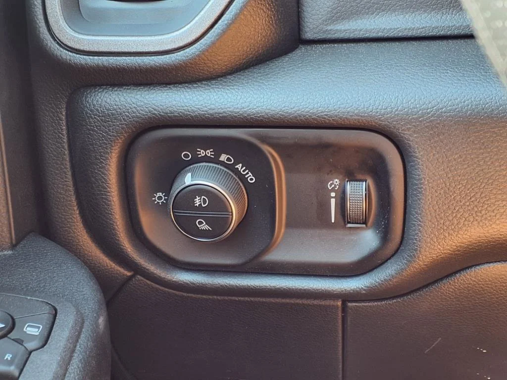 2026 RAM 2500 Tradesman - Photo 14
