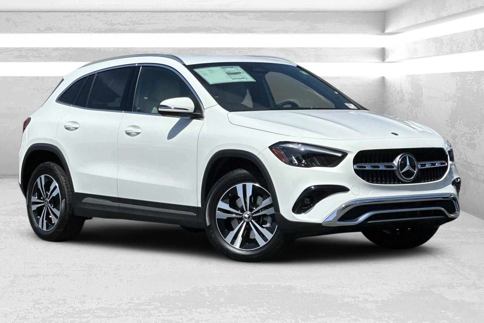 New 2026 White Mercedes-Benz GLA 250 image 2