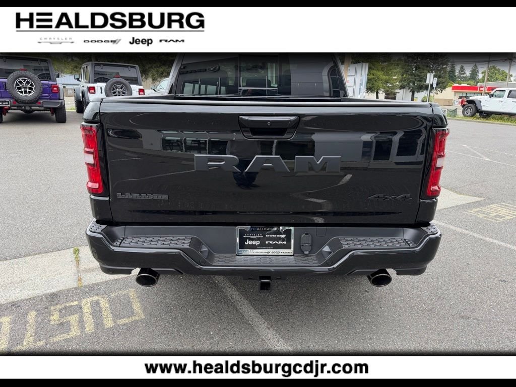 New 2026 Diamond Black Crystal Pearl-Coat Exterior Paint RAM Laramie image 4