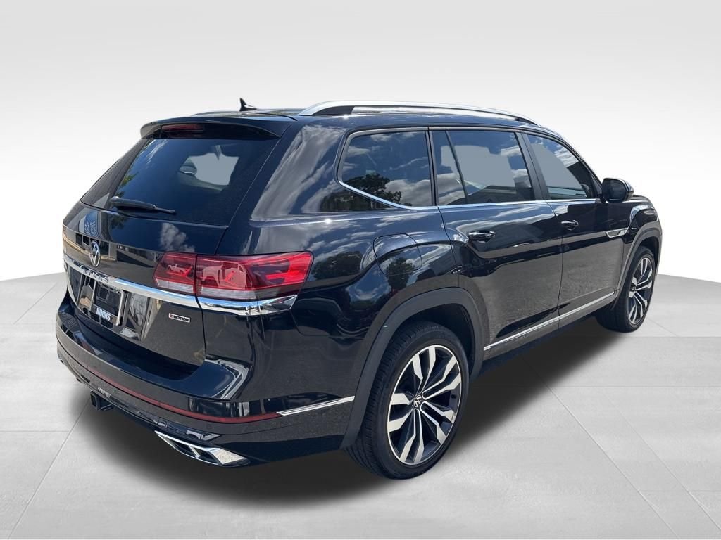 Used 2021 Black Volkswagen 3.6L V6 SEL R-Line image 5