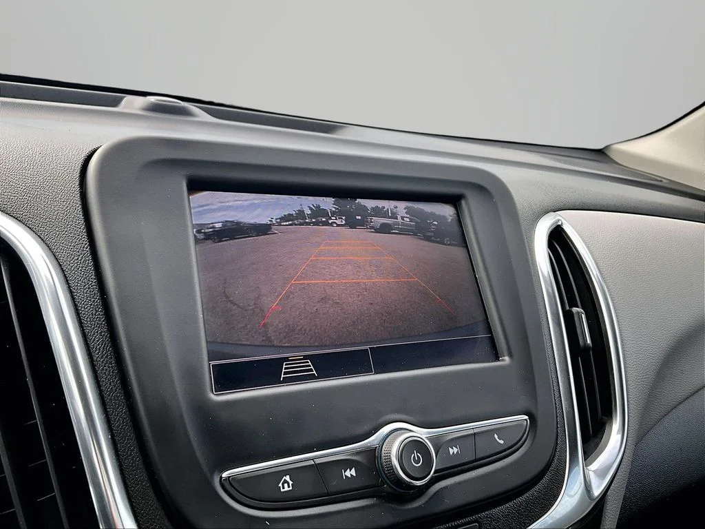 Used 2024 Gray Chevrolet LT image 22