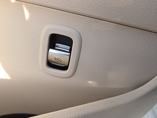 Certified Used 2026 White Mercedes-Benz C 300 image 22