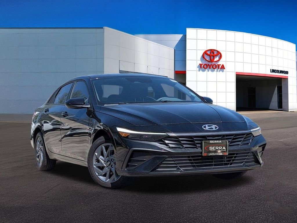 Used 2024 Black Hyundai Blue image 8