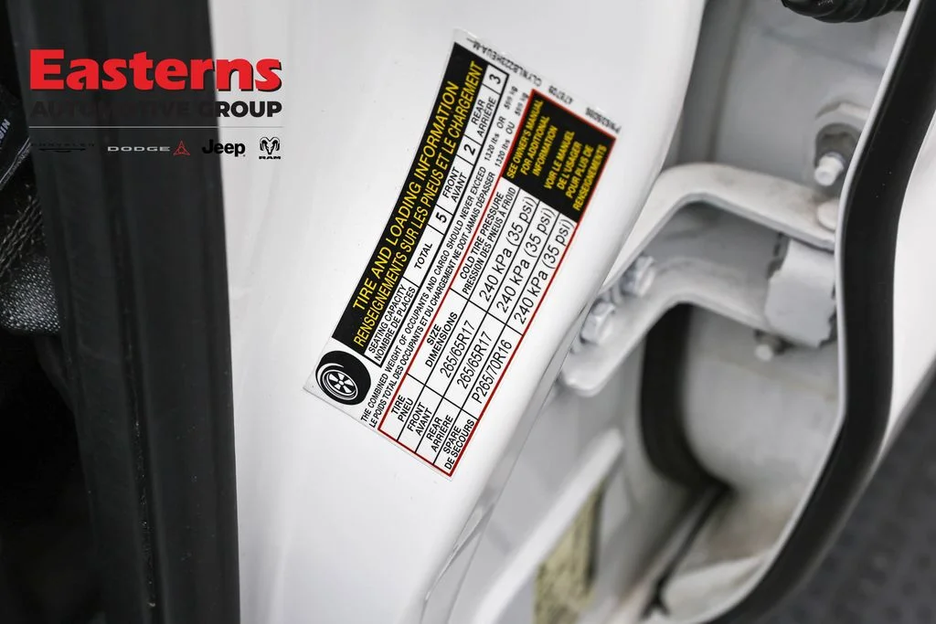 Used 2023 White Nissan SV image 30