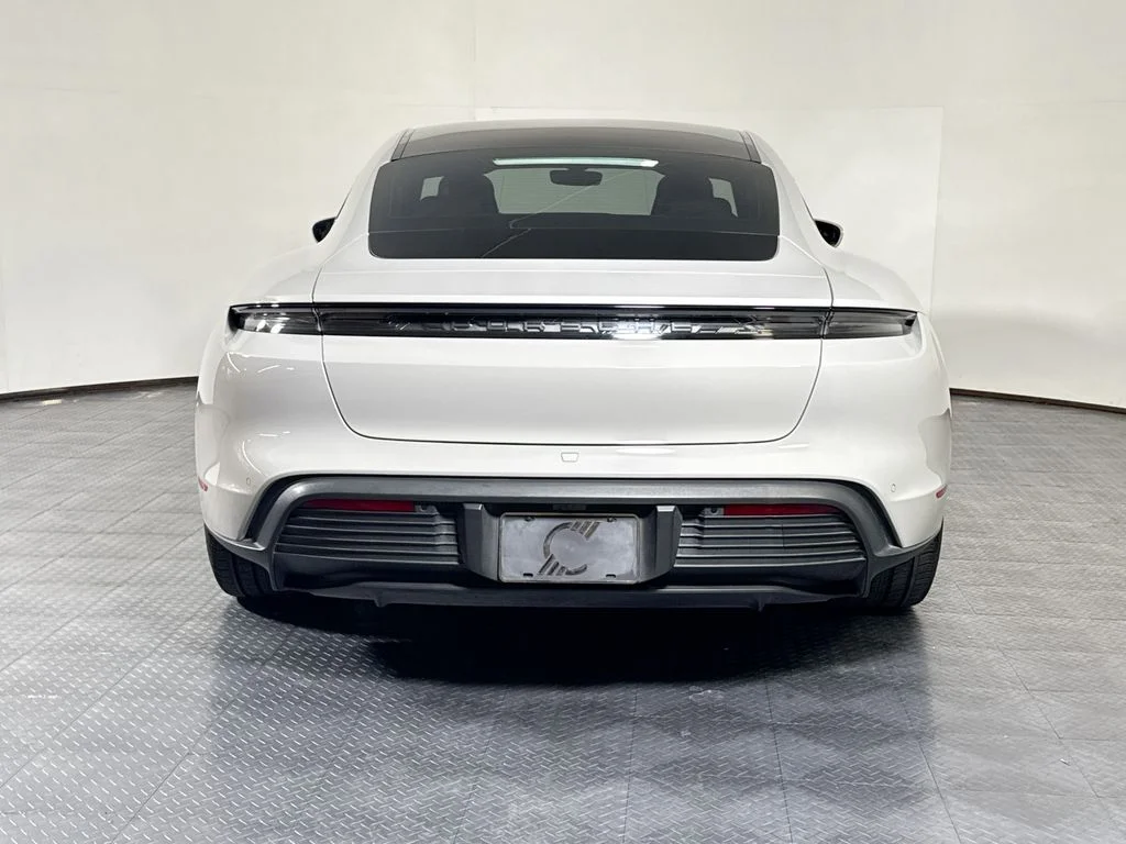 Used 2021 Chalk Porsche 4S w/ Performance Battery Plus image 6
