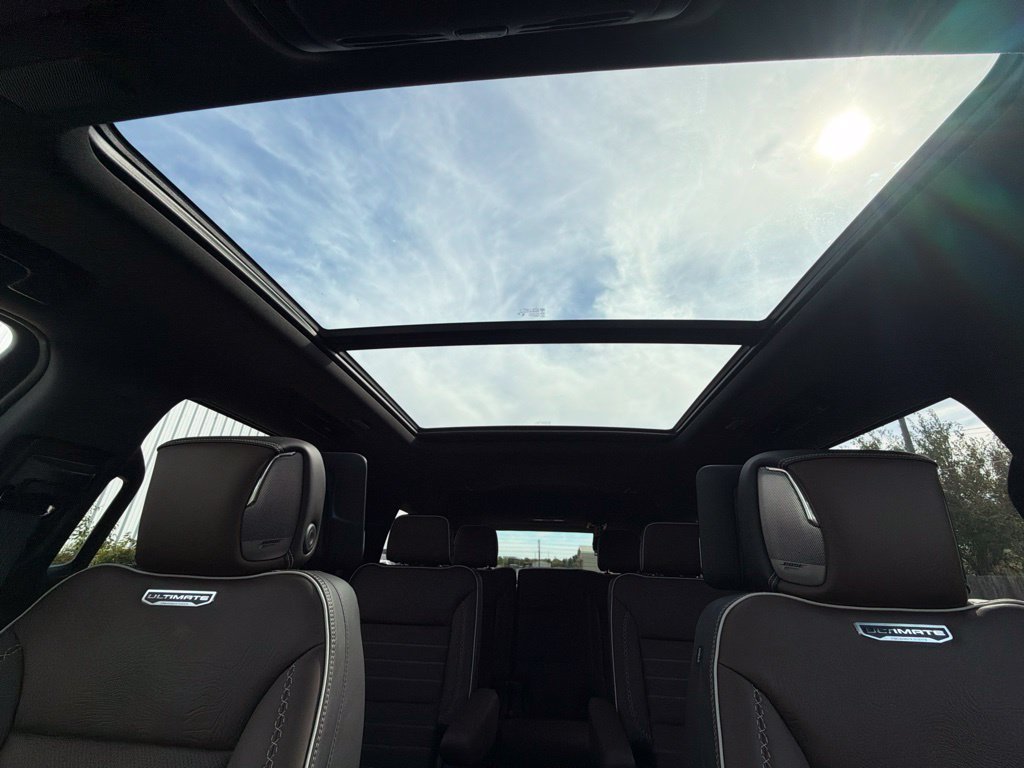 New 2026 Glacier White Tricoat GMC Denali Ultimate image 47