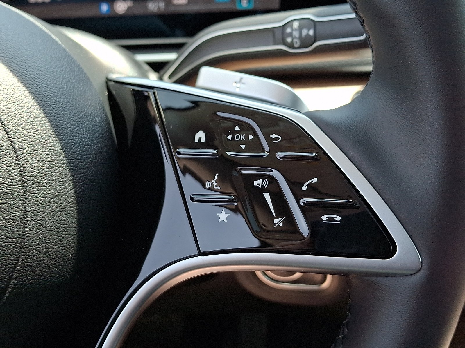 New 2026 Obsidian Black Metallic Mercedes-Benz GLE 350 image 19