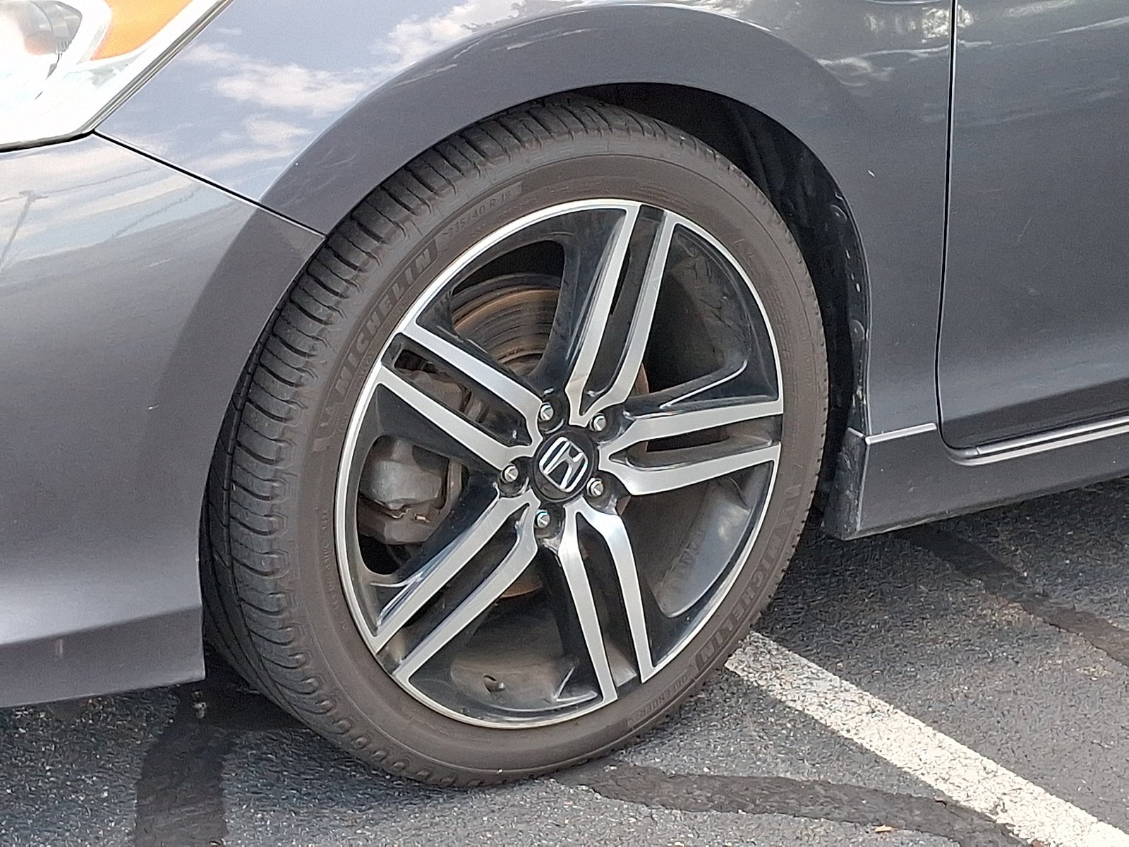 Certified Used 2017 Modern Steel Metallic Honda Sport SE image 4